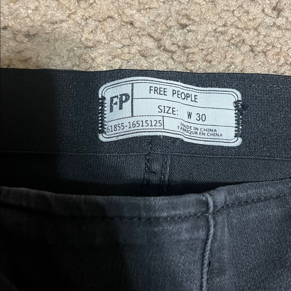 Free People Penny Pull On Kick Flare Bell Bottom Jean Washed Black 30 - Picture 6 of 7